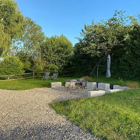 度假居 Maisonnette Au Calme, 15 Kms Honfleur/deauville *