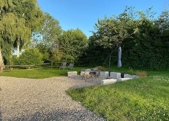 Casa de Férias Maisonnette Au Calme, 15 Kms Honfleur/deauville *