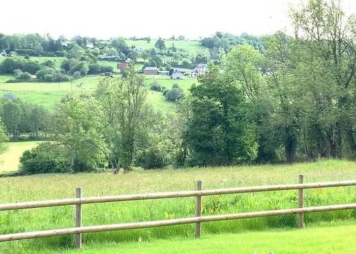 別荘 Maisonnette Au Calme, 15 Kms Honfleur/deauville *